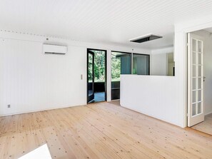 House | Interior - 6 Person Holiday Home in Ans By (Ans)