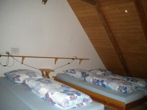 Room - "Hüttli" neben dem Bauernhof Fendrig by Interhome (Schlatt - Haslen)