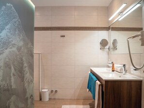 Bathroom - Appartementhaus Cristal, (Samnaun-Dorf). by Interhome (Samnaun)
