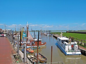 Marina - Deichblick by Interhome (Ditzum)