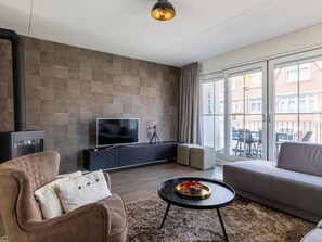 TV, fireplace - Duinpaal Sauna D by Interhome (Koudekerke)