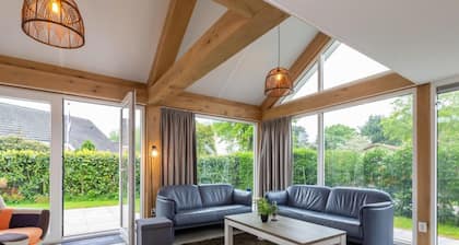 Zonenvlinder by Interhome
