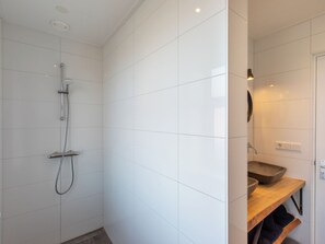 Bathroom - Pleinzicht by Interhome (Koudekerke)