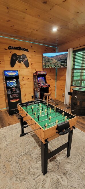 Spielezimmer