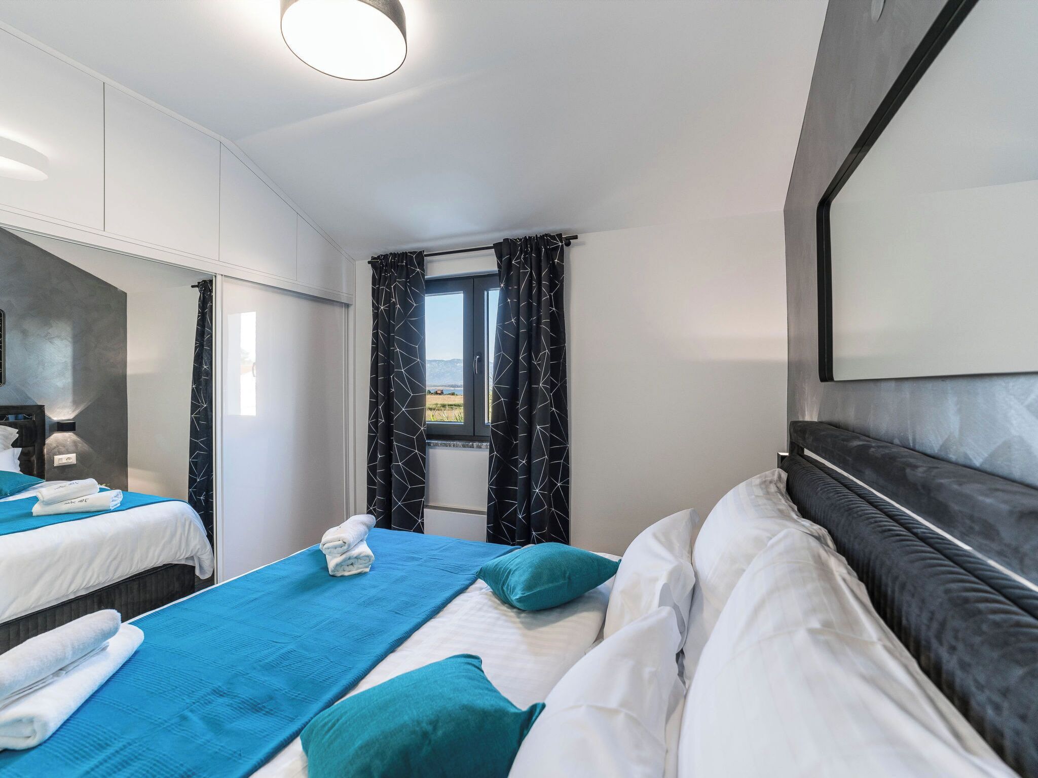 3 bedrooms, Internet