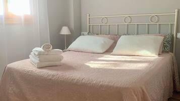 Wifi gratis y ropa de cama