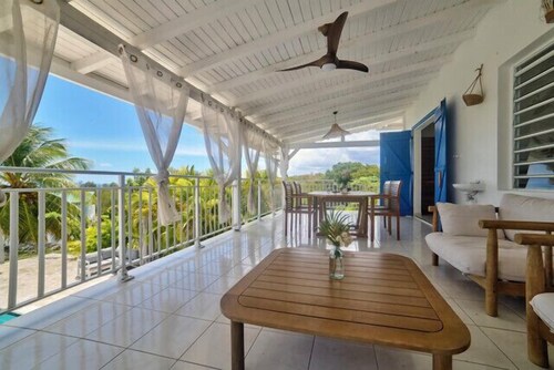 Villa Kaza Dominique villa with 4 bedrooms and a mezzanine private pool