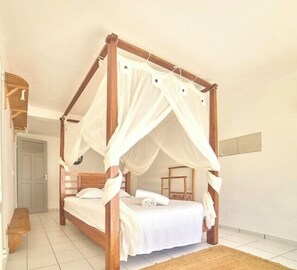 Travel cot, bed sheets - Villa Kaza Dominique villa with 4 bedrooms and a mezzanine private pool (Grand-Bourg)