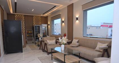 Roeya Vision Served Apartment
