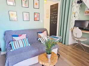 Living area - Résidence Le Soleil Bleu by Interhome (Saint-Raphaël)
