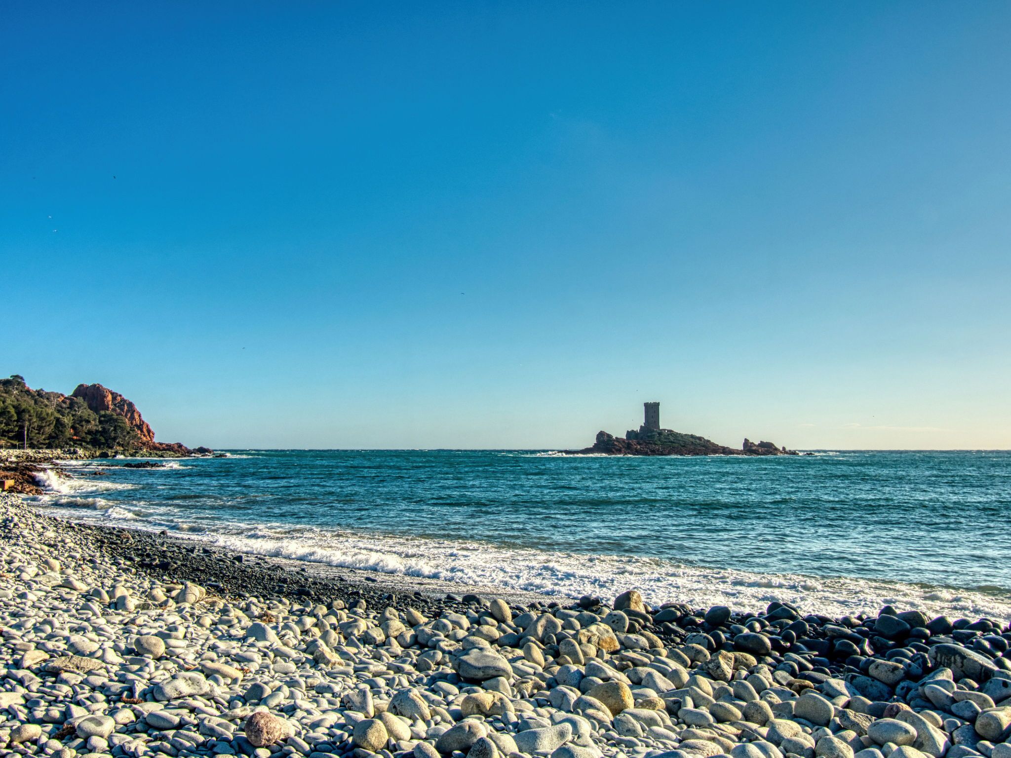 Una playa cerca