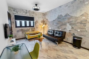Living area - El Industrial Apt For 3 People @ Old San Juan (San Juan de Puerto Rico)