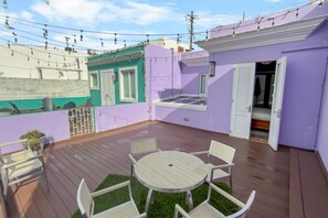 Outdoor dining - El Industrial Apt For 3 People @ Old San Juan (San Juan de Puerto Rico)