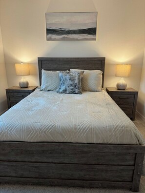 Iron/ironing board, Internet, bed sheets