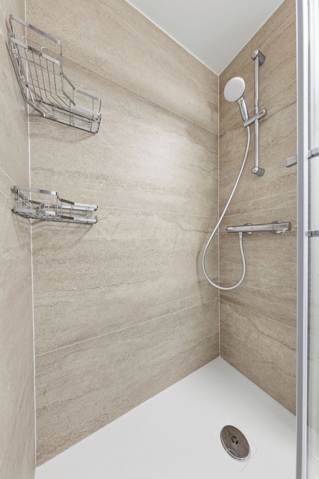 One Bedroom Apartment 1 | Bathroom | Hair dryer, towels, soap, shampoo