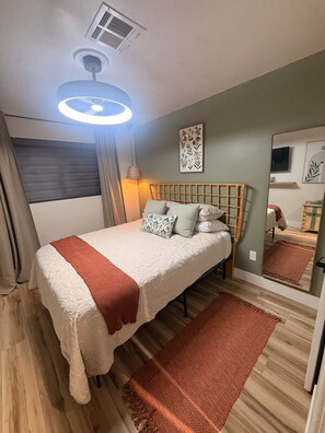 Room - Desert Flower Stay 10 minutes from the Airport (Phoenix)