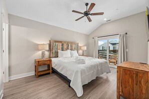 Iron/ironing board, WiFi, bed sheets - The Salty Dog | 3 Bed/3 Bath, Walk to the Beach (Corolla)