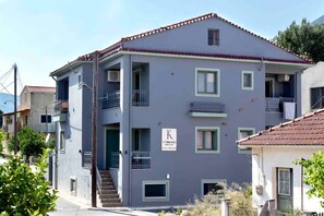 House | 1 bedroom - Alkmene Apartment - Warm Getaway in Kefalonia (Kefalonia)