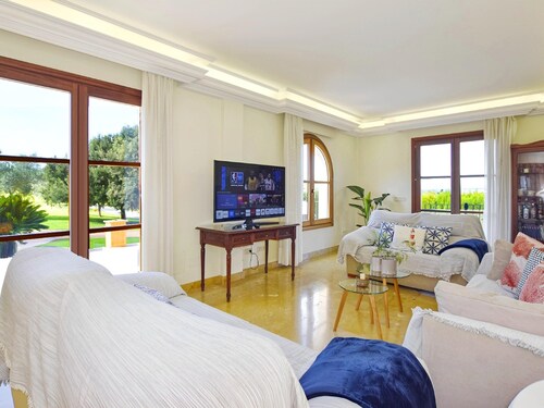 Tranquil Binissalem Country Home With Pool