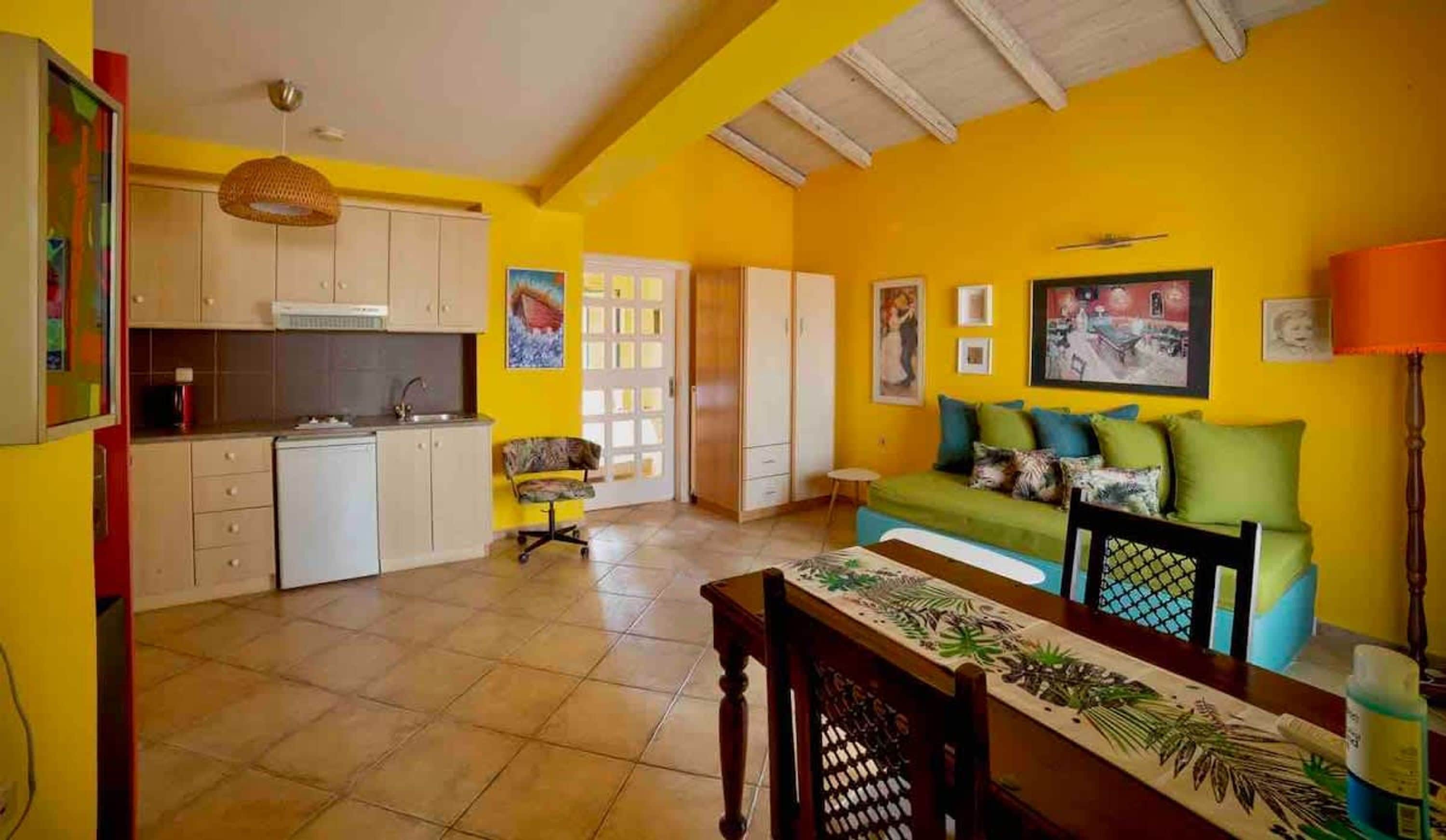 House | 1 bedroom