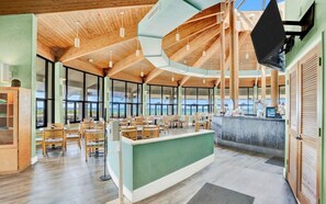 Dining - Edgewater Villa | Resort Pool & Beach Access (Panama City Beach)