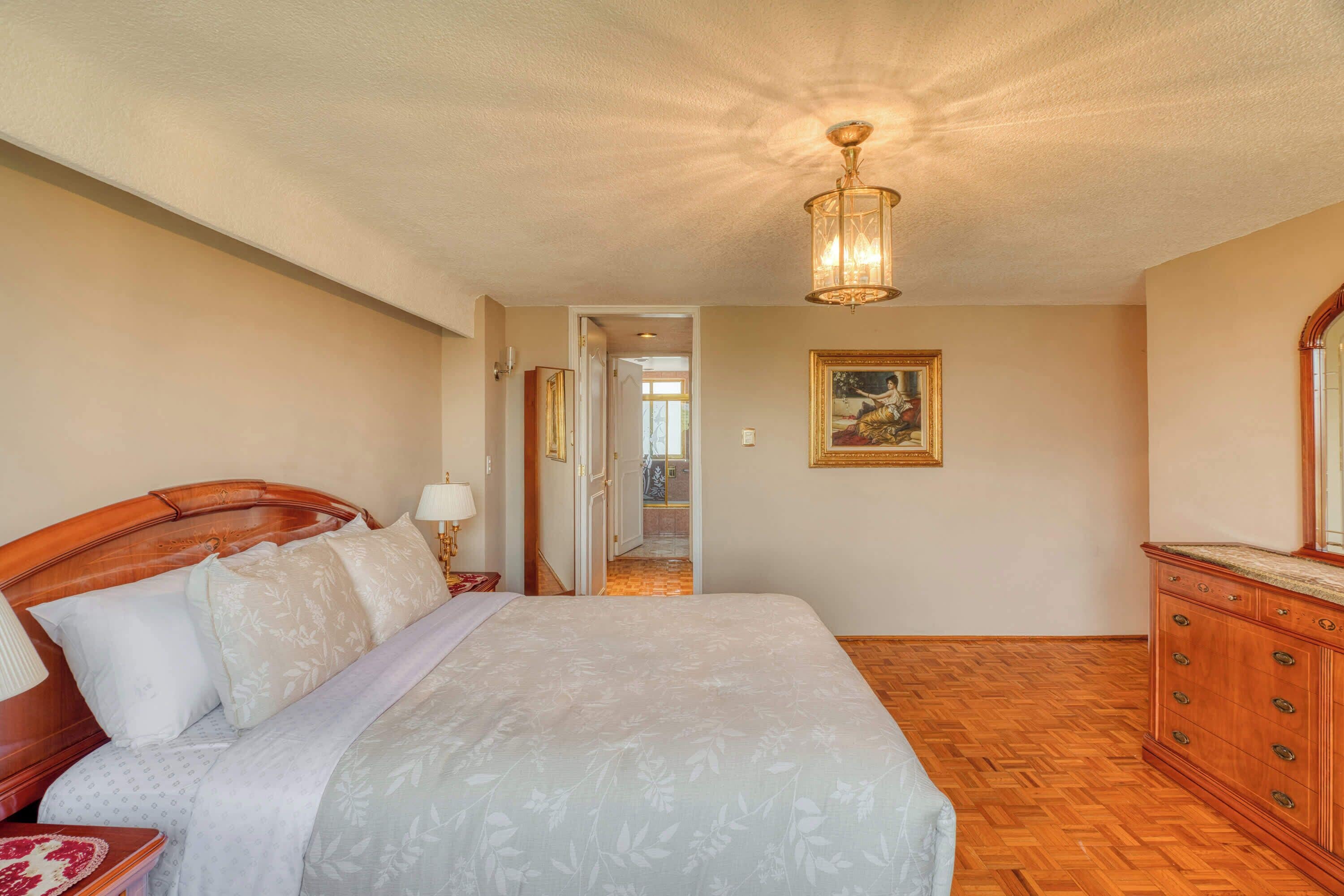 Apartment, Multiple Beds, Kitchen, City View (Amsterdam 247-802) | 2 bedrooms, individually decorated, individually furnished