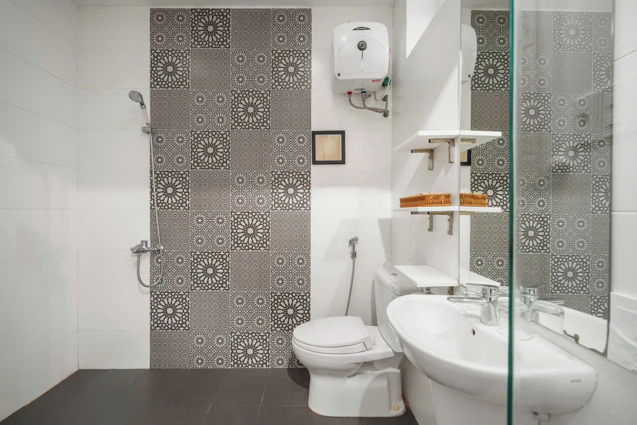 Biệt thự dành cho gia đình, 4 phòng ngủ | Phòng t  ắm | Buồng tắm vòi sen, đồ dùng nhà tắm miễn phí, máy sấy tóc, khăn tắm 
