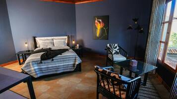 Comfort House, Multiple Bedrooms, Balcony, Mountain View | Iron/ironing board, free WiFi, wheelchair access