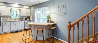 Gorgeous Retreat with Pool, Hot Tub and Game Room