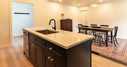 Fully Renovated 2-bedroom Home in Ticonderoga Perfect for Relaxing Stays