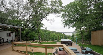 Lake Belton Boho Escape - ADA Ramps + RV Parking