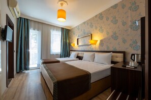 Chambre Standard Double ou avec lits jumeaux, balcon