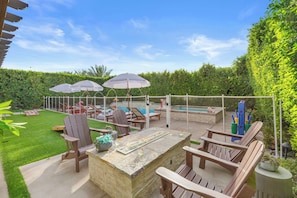Terrace/patio - The Ultimate Oasis: 7BR Private Resort, Spa & More (Coachella)
