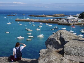 House | View from property - Beautiful Panoramic View of the sea - Portsall (Ploudalmezeau)