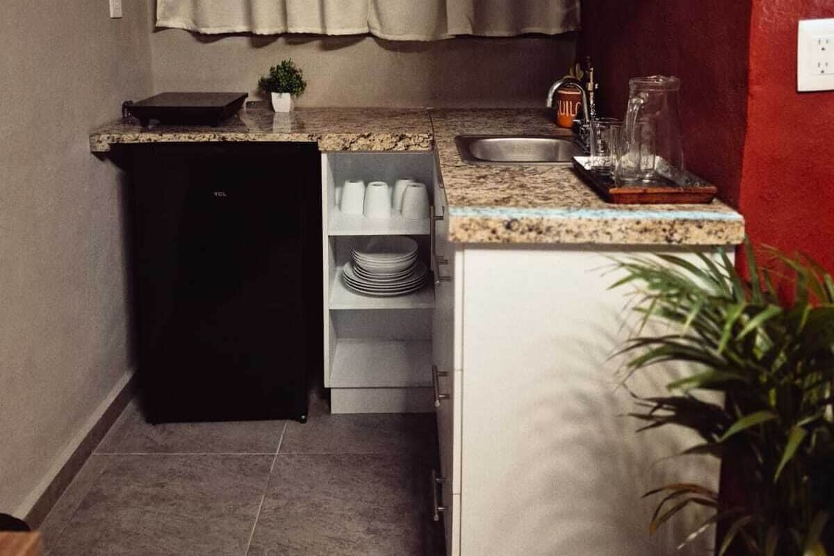 Microwave dan peralatan masak/sendok-piring