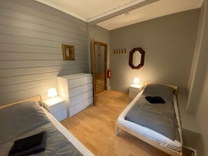 3 bedrooms, free WiFi, bed sheets