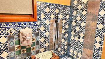 Luxury Villa, Ocean View | Bathroom | Shower, free toiletries, hair dryer, towels