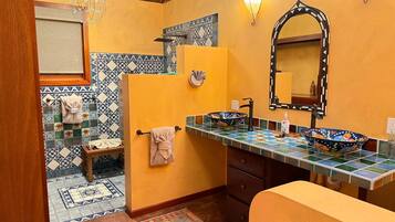 Luxury Villa, Ocean View | Bathroom | Shower, free toiletries, hair dryer, towels