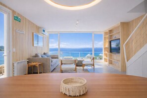 Smart TV - Signature Lake View Luxury Residences A01 (San Carlos de Bariloche)