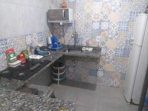 Private kitchen - Hostel (vacancies) shared and private rooms (Rio de Janeiro)