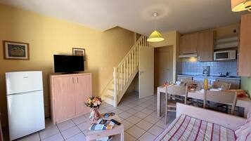 Apartment | Living room