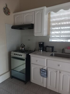 Private kitchen - Fabulous 1-bedroom apartment with AC in Saint Michael (Saint Michael)