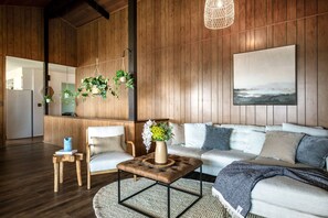 Lobby - Stunning Ocean & Mountain Views | 2BR/2BA with BBQ (Oak Harbor)