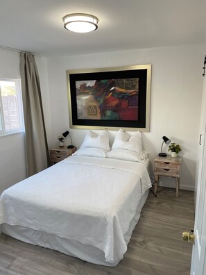 1 chambre, fer et planche à repasser, accès Internet, draps fournis