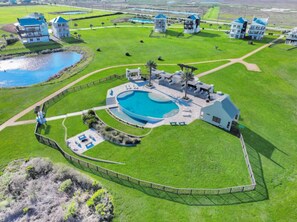 Exterior - Luxury Beachfront Ocean Views Pool Access Sleeps 15 (Bolivar Peninsula)