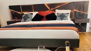 3 Schlafzimmer, Bügeleisen/Bügelbrett, WLAN, Bettwäsche