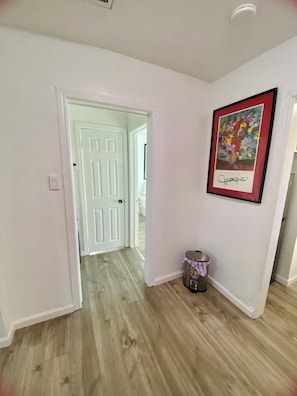 Interior - Tifany blue door cotage with AC in Phoenix E (Phoenix)