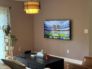 Interior - Charming South Florida bungalow 15 minutes from the World Cup Stadium (Hollywood)
