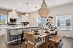 Dining - Rice's Whale Retreat | Gulf View + Beach Club (Pensacola)