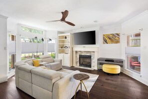 Smart-TV, Kamin